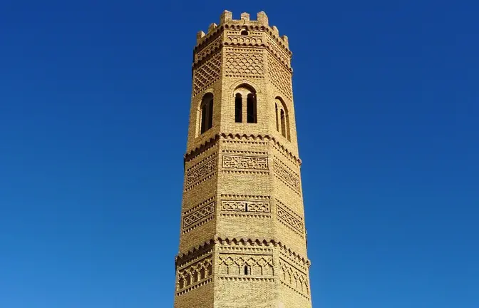 Alminar-de-Tauste950