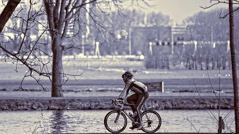 cyclist-3266644_640