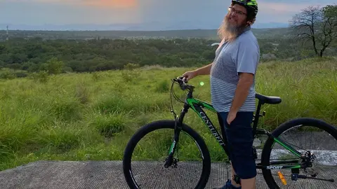 OMAR EN UNO DE SUS PASEOS OK